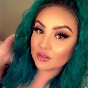 Meet your Posher, Erika